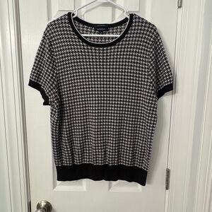 Lands’ End Women’s Supima Cotton Sweater L/P 14-16 – Black White Houndstooth Sho